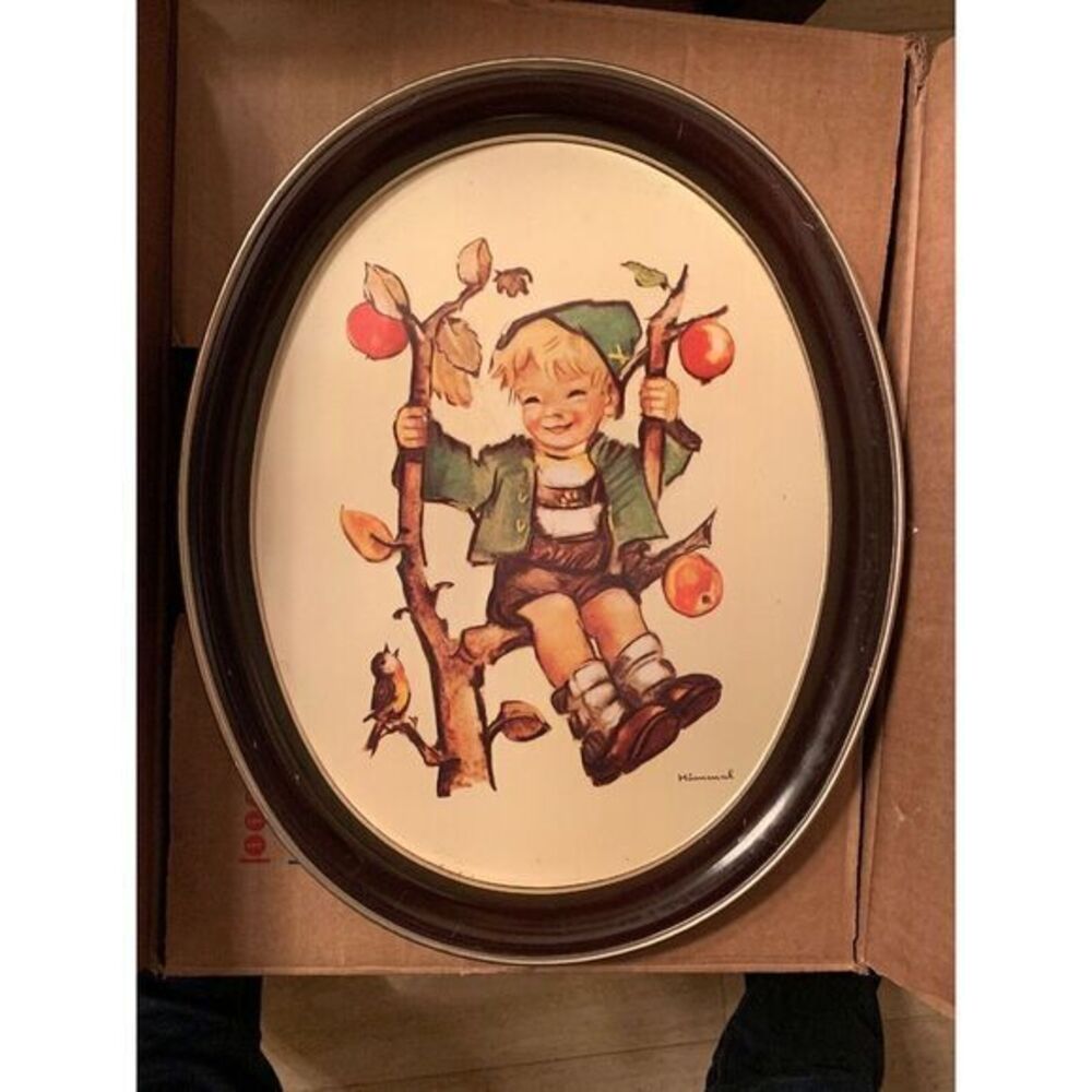 Hummel Apple Tree Boy Oval with Bird‎ Tin Tray ARS Edition 1982 TR-H297